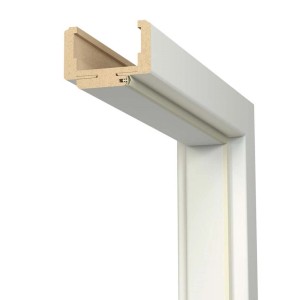 Szczegół białej ościeżnicy drzwiowej (Ościeżnice drzwiowe).