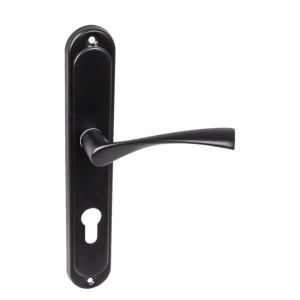 Czarny zestaw klamek do drzwi wewnętrznych.