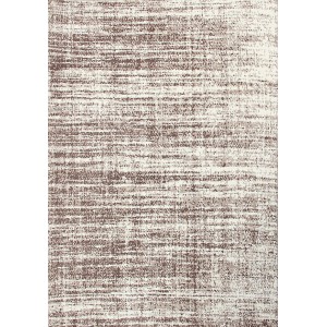 Dywan z abstrakcyjnym wzorem w odcieniach brązu i beżu.