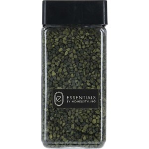 Zielone kamienie ozdobne w plastikowym pojemniku do dekoracji.