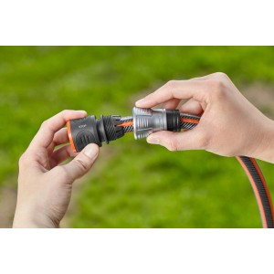 Gardena Premium Water Stop: Złącze węża jest podłączane. Do węży 13-15 mm.