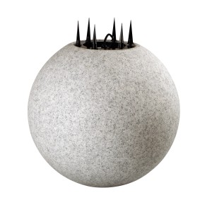 Dekoracyjna lampa zewnętrzna t.b.t. w kształcie kuli z czarnymi elementami dekoracyjnymi.