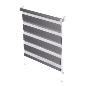 Szara roleta t.b.t. z białymi paskami do dekoracji okien.