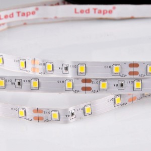 Elastyczna taśma LED t.b.t. z ciepłymi białymi diodami LED do nastrojowego oświetlenia.