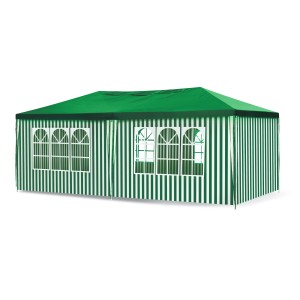 Altana w zielono-białe paski z oknami