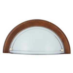 Półokrągła lampa sufitowa t.b.t. z drewnianą ramą i matowym szkłem.