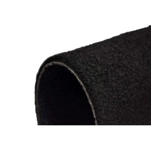 Czarna wykładzina dywanowa 't.b.t.' na metry, zbliżenie tekstury.