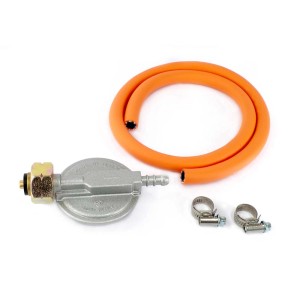 Akcesoria do grilla: Reduktor ciśnienia z wężem i zaciskami do grilli gazowych.