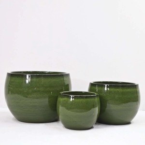 Zestaw trzech zielonych, okrągłych doniczek t.b.t.