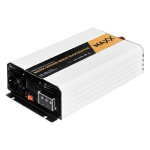 Biały falownik t.b.t. do fotowoltaiki z przyłączami i wyświetlaczem.