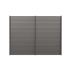 Panel ogrodzeniowy metalowy t.b.t. z poziomymi lamelami.