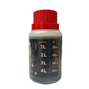 t.b.t. do pił łańcuchowych: Pojemnik do mieszania benzyny i oleju z czerwoną zakrętką.