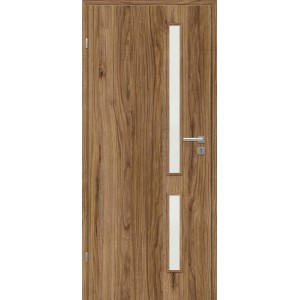 Nowoczesne drzwi wewnętrzne z efektem drewna i dwoma wąskimi wstawkami szklanymi.