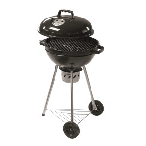 Czarny grill węglowy z pokrywą i kółkami.