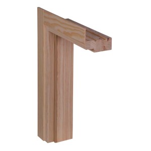 Ościeżnica drzwiowa t.b.t. z jasnego drewna, widok szczegółowy.