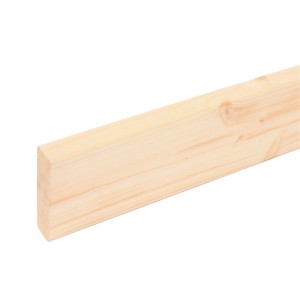 Drewno heblowane, jasny świerk, idealne do projektów budowlanych i majsterkowania.