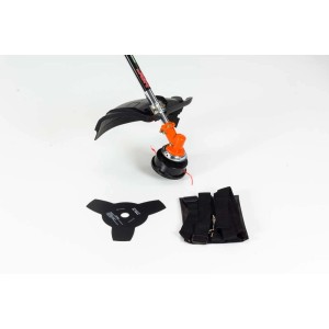 Kosa spalinowa t.b.t. z akcesoriami: nóż, pas nośny.