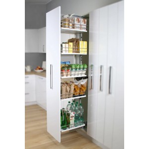 Wysuwany organizer do szafki kuchennej z zapasami. System porządkowania w kuchni.