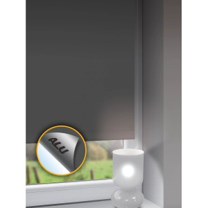 Szara roleta t.b.t. z powłoką aluminiową na oknie.