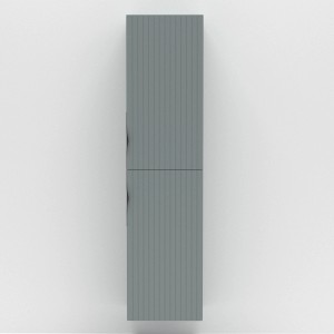 Szara szafka wisząca t.b.t. do zestawu mebli łazienkowych z dwojgiem drzwi i pionowymi rowkami.