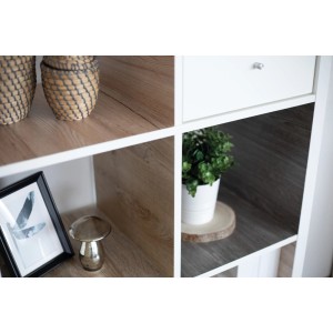 Folia samoprzylepna d-c-fix Sanremo Dąb na regale, folia dekoracyjna do mebli i projektów DIY.