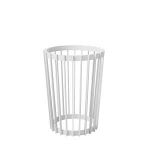 Biały stojak na kwiaty t.b.t. o nowoczesnym, otwartym designie do użytku wewnętrznego.