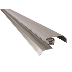 Szary profil uszczelniający do drzwi t.b.t. do akcesoriów drzwiowych w OBI.