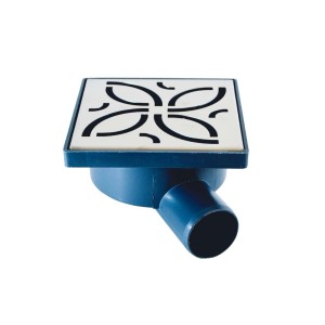 Kwadratowy odpływ podłogowy z kwiatowym wzorem do prysznica lub łazienki.