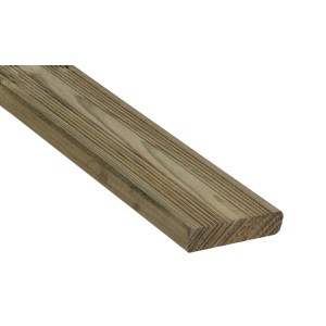 Deska tarasowa z drewna, zbliżenie na powierzchnię.