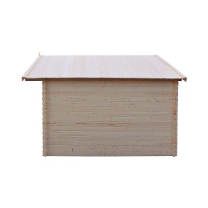 Domek drewniany t.b.t., widok z boku. Naturalne drewno, prosta konstrukcja. Idealny do ogrodu lub jako domek narzędziowy.