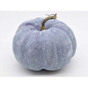 Dekoracyjna fioletowa figurka dyni do dekoracji ogrodu.
