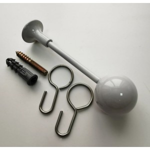 Zestaw akcesoriów do karnisza: wspornik, śruba, kołek i haczyki.