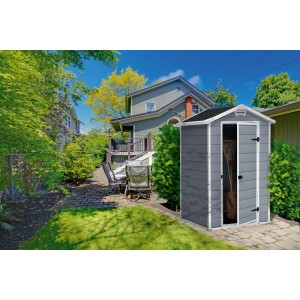 Keter domek narzędziowy Manor 4x3 szaro-biały, plastikowy domek z otwartymi drzwiami.