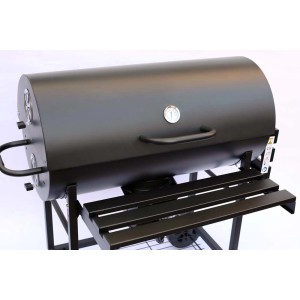 Czarny grill węglowy o cylindrycznym kształcie z półką.