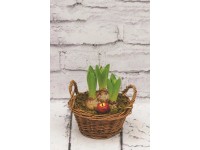 Kompozycja brązowy koszyk