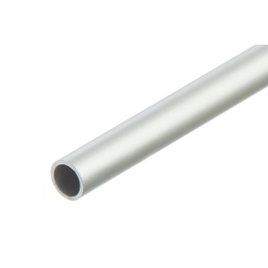 Srebrny profil t.b.t., zbliżenie krawędzi cięcia.