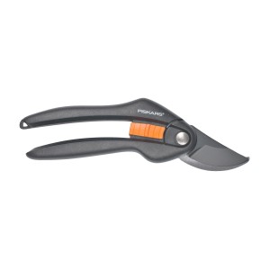 Sekator nożycowy Fiskars SingleStep P26, 20 cm, do precyzyjnego cięcia w ogrodzie i na rabacie.