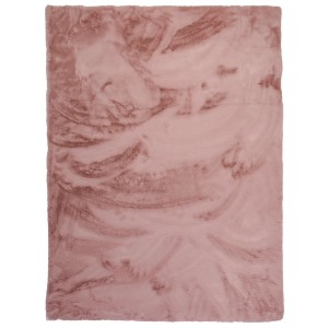 Różowy dywan shaggy z efektem marmuru.