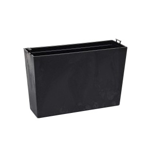 Czarna donica t.b.t. Donice do ogrodu lub na balkon.