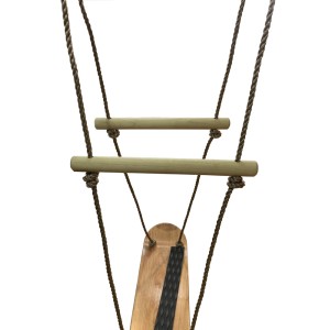 Huśtawka t.b.t. z drewnianymi szczeblami i siedziskiem, idealna do ogrodu.