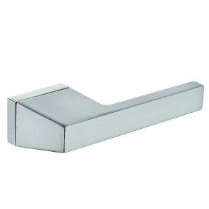 Nowoczesny, kwadratowy zestaw klamek do drzwi ze stali nierdzewnej.