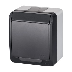 Szare gniazdko elektryczne t.b.t. do użytku zewnętrznego z ochroną IP44.