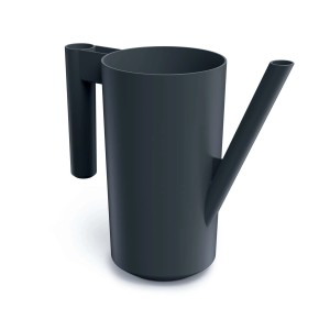 Ciemnoszara konewka z długim dzióbkiem i uchwytem.