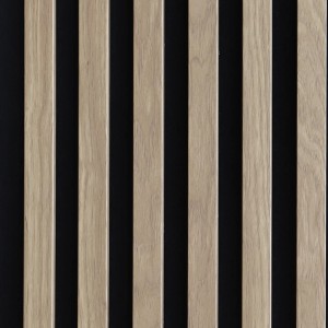 Panel ścienny t.b.t. z efektem drewna i czarnymi przestrzeniami.