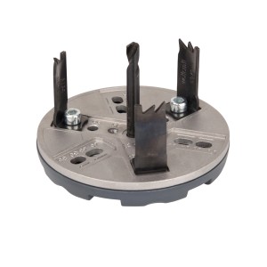 t.b.t. Otwornica z wiertłem prowadzącym i ostrzami do precyzyjnego wiercenia.