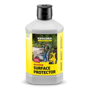 Środek czyszczący Kärcher Outdoor Surface Protector do powierzchni kamiennych i drewnianych.
