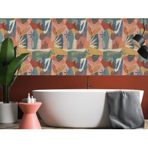 Płytki dekoracyjne we wzory kwiatowe w łazience.