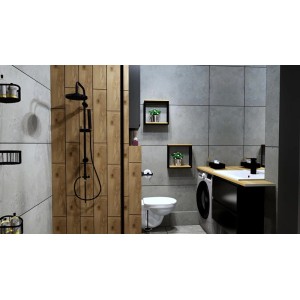Nowoczesna łazienka z szarymi płytkami podłogowymi, drewnianymi elementami i czarnym prysznicem.