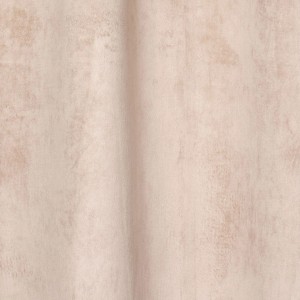 Zbliżenie beżowej zasłony o subtelnej teksturze.