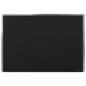 Czarne drzwi garażowe, zamknięte, z poziomymi liniami i srebrną ramą.